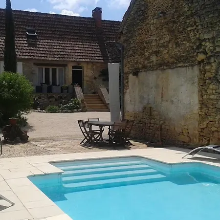 Les Hauts De Dordogne Bed & Breakfast Valojoulx