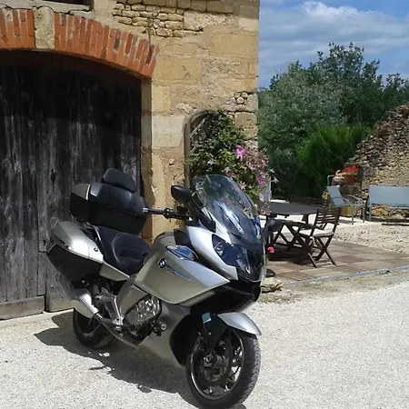 Les Hauts De Dordogne Bed & Breakfast Valojoulx