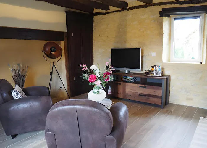 Les Hauts De Dordogne 住宿加早餐酒店